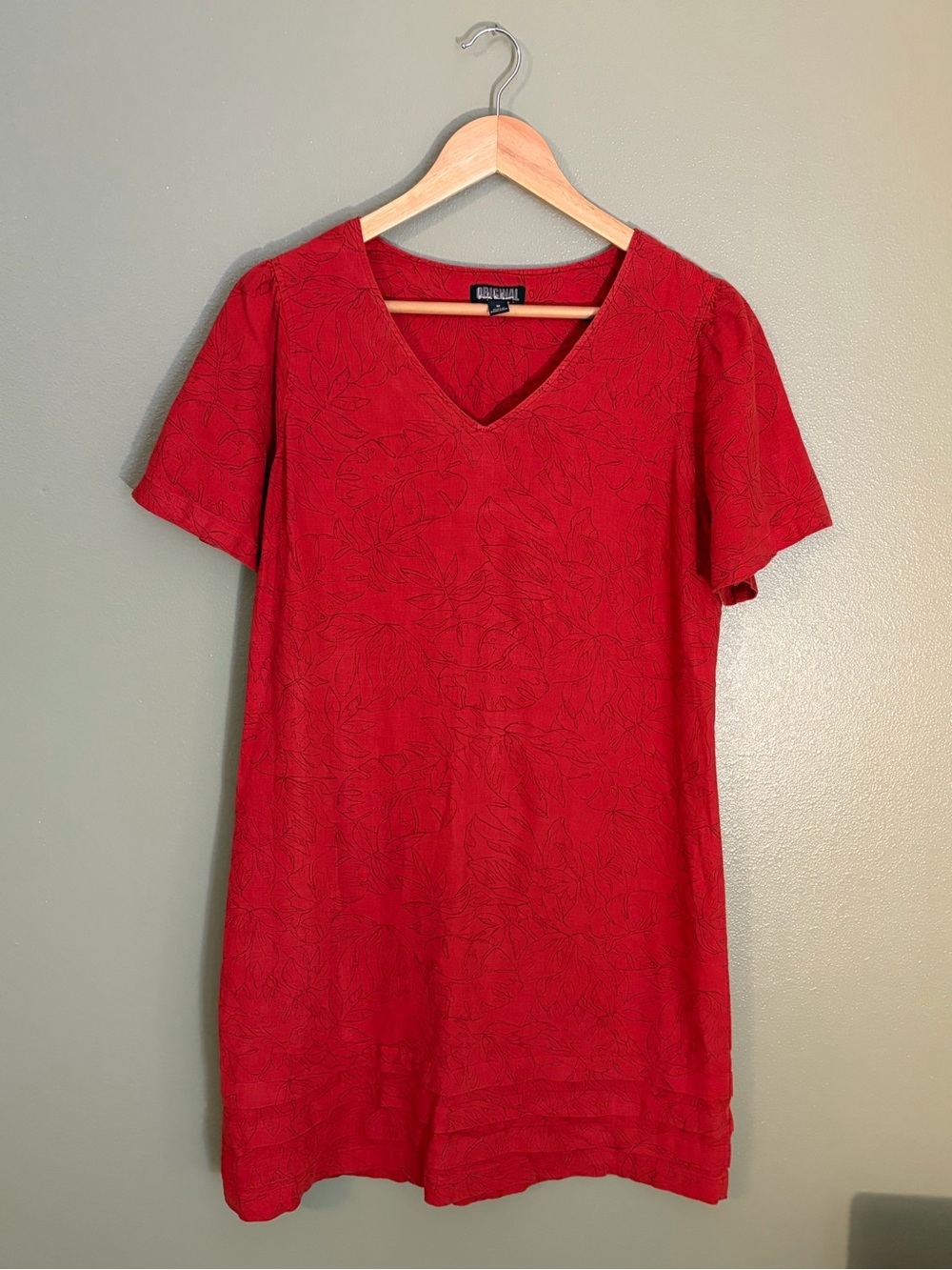 Nicole Miller Original Red V-Neck Linen Dress with Subtle Floral Texture